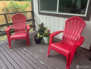 Sit on your deck, relax and breath the fresh woodsy air