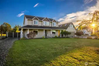 A bright, sunny and level lot that overlooks Cascade Mountain Sunsets!