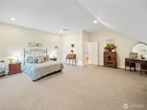 Upstairs bonus/rec room.