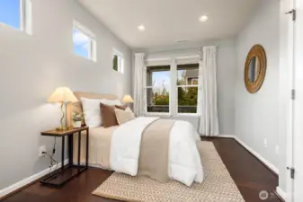 Main floor guest bed