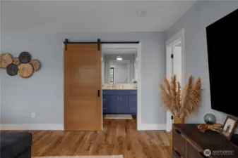 Upper bathroom is 3/4 bath x2 with barn door.