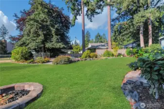 Backyard with Fire Pit, Pond, Fountain Deck