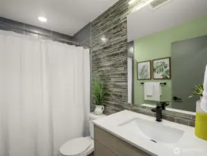 Full Guest Bathroom on 2nd Floor
