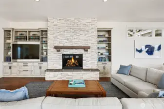 Gas fireplace for cozy nights.