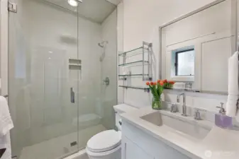 Main floor bathroom.