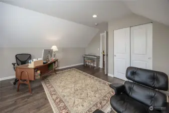 Second upstairs bedroom makes great bonus room or home office.