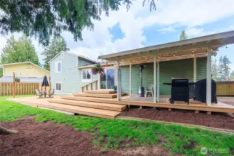 The perfect private yard for entertaining and having Summer BBQ's.