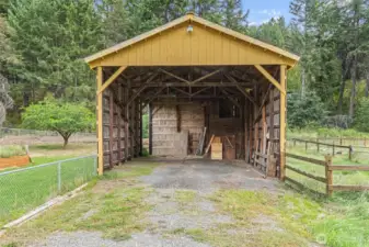Hay Barn-RV Parking