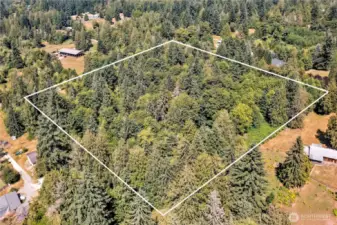 Nice acreage!