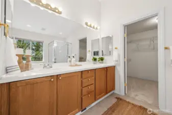 5- Piece Bath, plus Huge walk-in Closet!