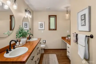 Primary Suite Continued
