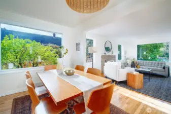 Bright and spacious dining room