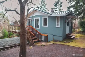 Recreational cabin has electricty and a heat pump.