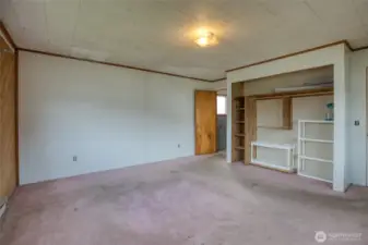 Primary Bedroom, cont