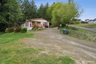Private, Peaceful, and Close-In – A Hidden Gem in Silverdale!