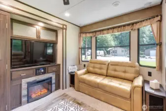 Full size amenities