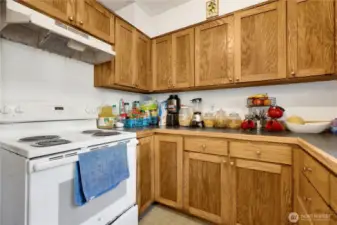 Apt. 1 - Kitchen