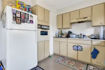 Apt. 2 - Kitchen