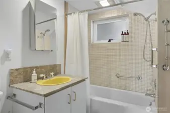 Main floor full bath