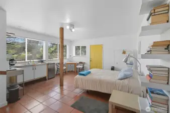 Studio w/ kitchenette & full bath off main house.