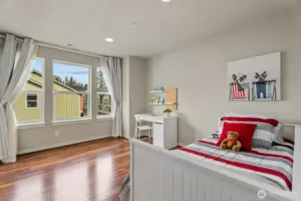 Upper Level Ensuite Bedroom