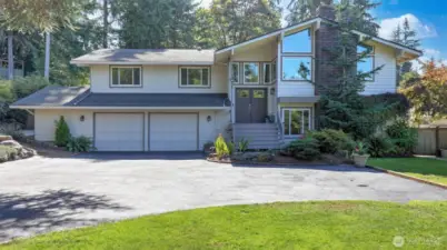 Dream living in the Seaview neighborhood of Edmonds