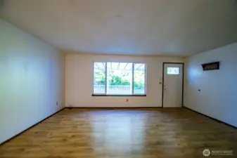 Living Rm