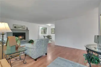 Has good sized rooms...