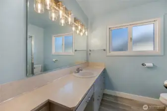 Main bathroom