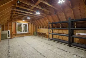 384 sq. ft. storage loft