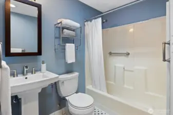 Full bath in main house