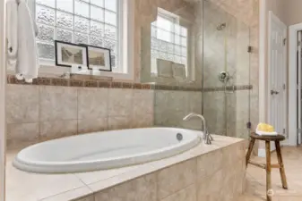 Enjoy a soaking tub in pure elegance!