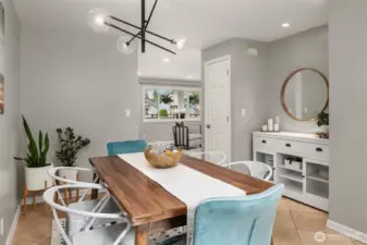 6-person dining room with room for a few of your fav furniture pieces!
