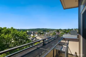 Southern deck off living room