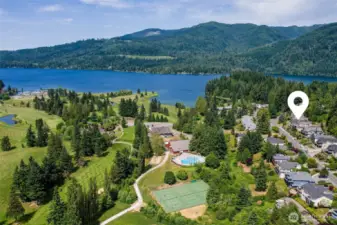 Access to and walking distance from beaches, trails, golf, & more!
