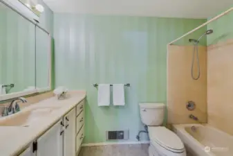 Full second bath with tub, 2 medicine cabinets and plenty of room at the vanity!