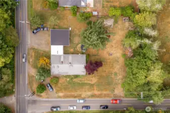 Large corner lot in Olympia SD