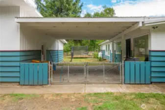 Breezeway is also fenced for easy access to letting dogs and/or kids in/out of the house