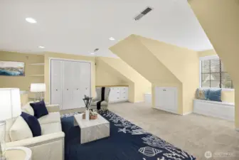 Virtually stage rec room