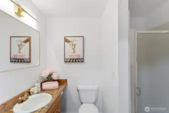 En-suite Bath