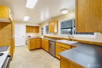 You'll just love the amount of counter and cupboard space in here! All of the current appliances come with the house.
