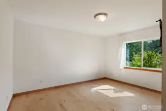 Main level primary bedroom