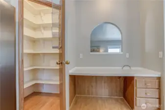 Walk in Pantry