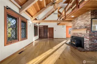 Beautiful leaded windows.Door to hot tub at far end of room.