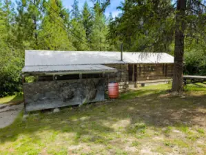 Side view of shop