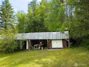 Storage building
