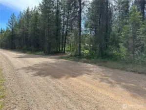 Well maintained county rd access