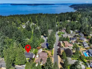 Excellent Edmonds location