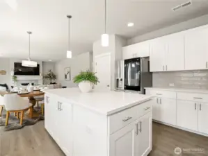 Main level - Kitchen with open concept
