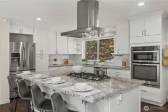 Ample Kitchen Cabinet Space